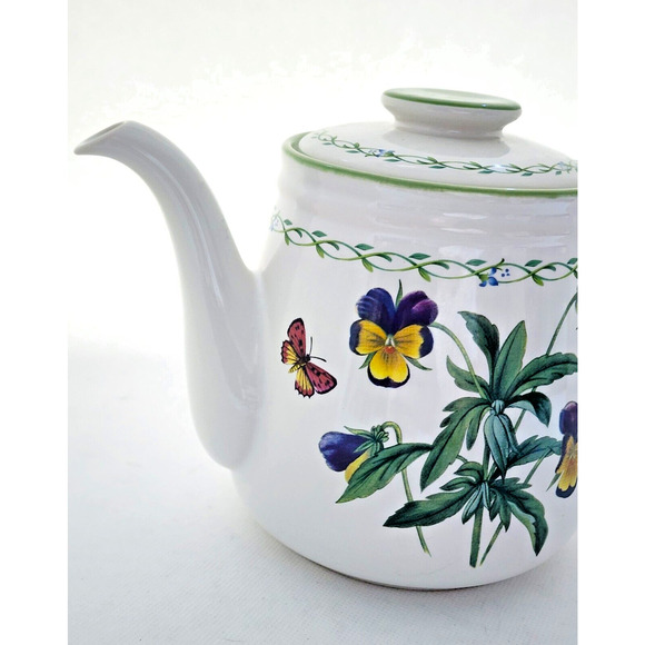 Teapot-Studio Nova-Garden Bloom-White-Green-Flowers-Butterflies-Bees-5 Cups - Picture 11 of 16